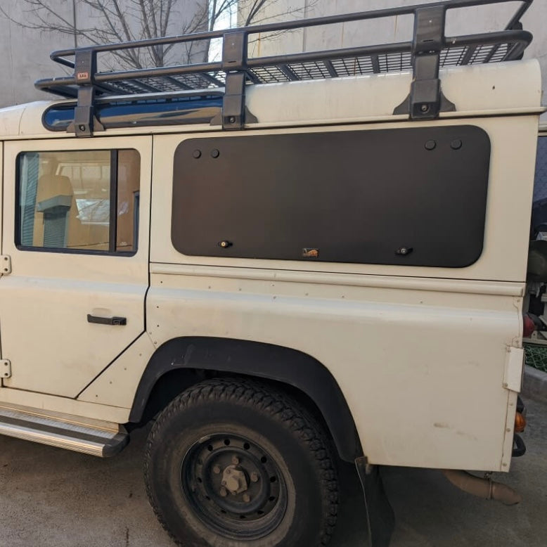 Gullwing Window – Land Rover Defender 90, 110 – Emuwing - Revolve4x4